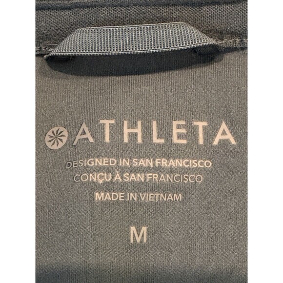 Athleta Salutation Jacket Women’s Size M Skylark Blue Zip Pockets Thumbholes - Picture 3 of 12